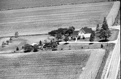 015-tlu-34