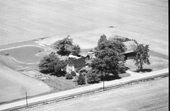 016-tlu-33